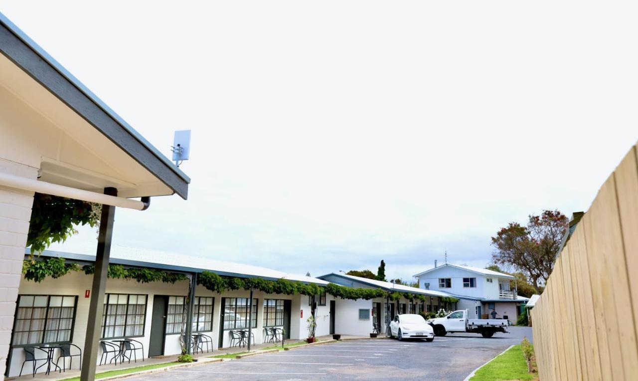 Guichen Bay Motel โรบ ภายนอก รูปภาพ