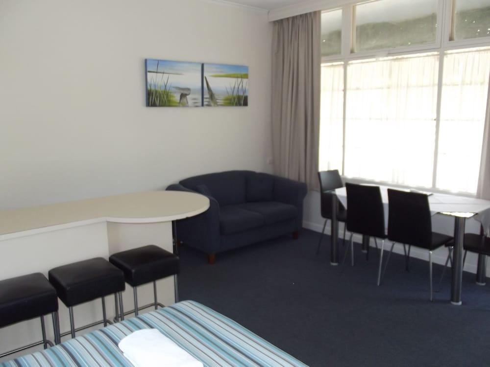 Guichen Bay Motel โรบ ภายนอก รูปภาพ