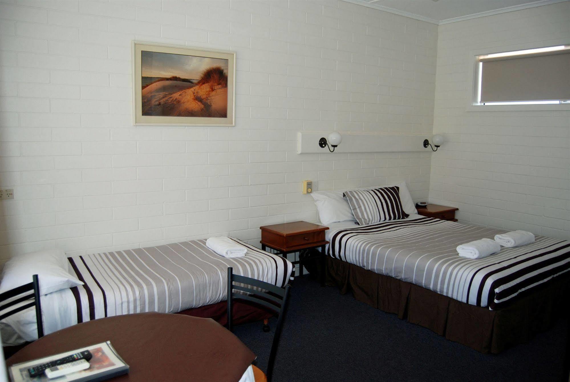 Guichen Bay Motel โรบ ภายนอก รูปภาพ